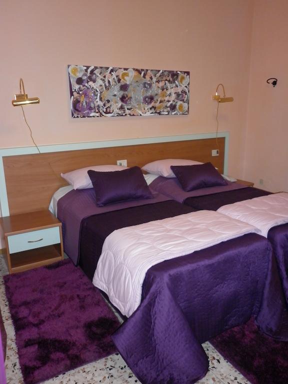 Hotel San Donnino Fidenza Rum bild